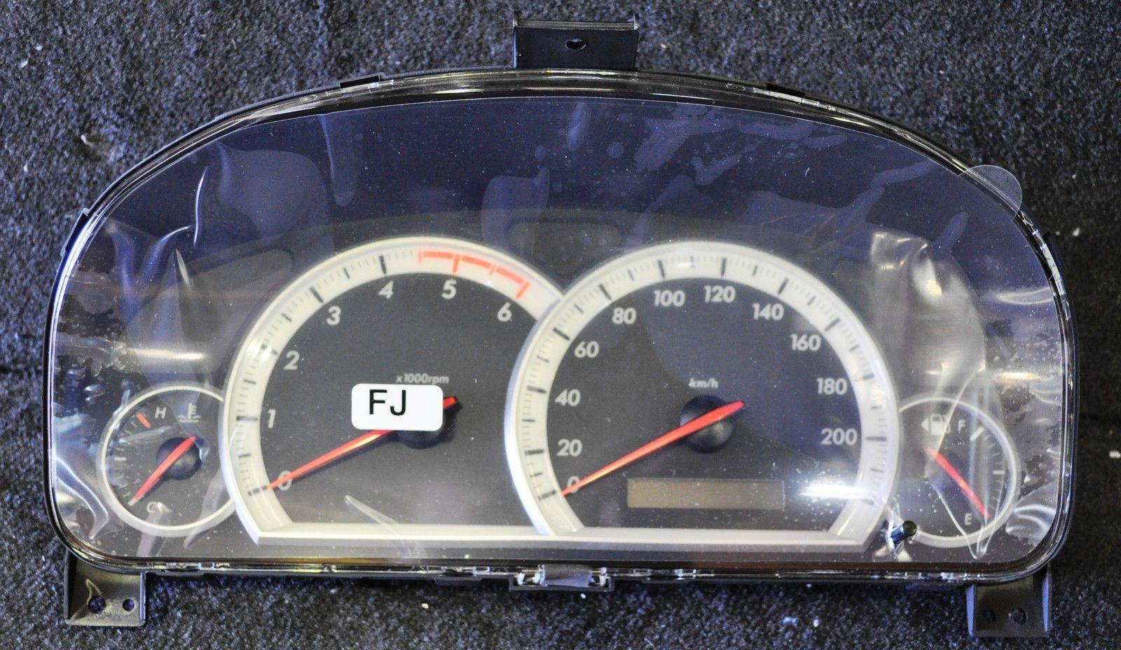 GENUINE HOLDEN CAPTIVA DASH CLUSTER 2007 96858443 BRAND NEW (O KM)