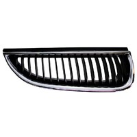 Holden VT Right Front Grille Berlina Series 1 Chrome / Black Commodore GMH