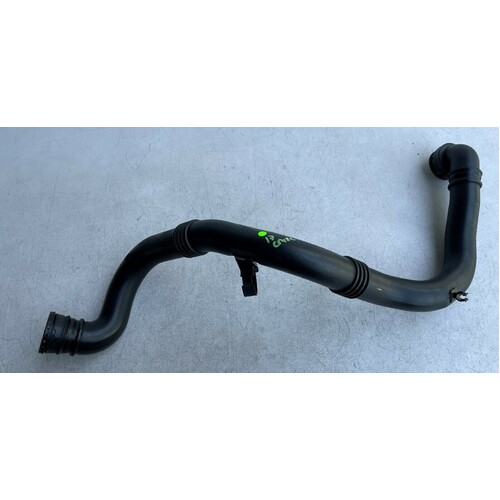 Holden Cruze 1.4L Intercooler Air Outlet Vent Hose Tube Pipe GMH 2016 - 2019