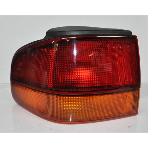 Toyota Camry Vienta Left Tail Light Station Wagon 1993-1994 NEW