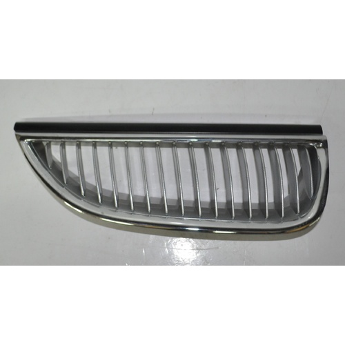Holden VT Calais Front Right Grille Chrome RH Commodore GMH