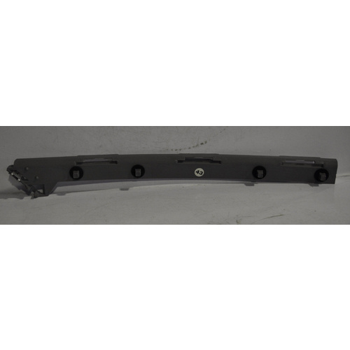 Holden Commodore VT VX VY Right Rear Wagon Bummper Bar Slide Mounting Guide 