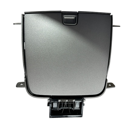 Holden Commodore VZ Berlina Centre Console