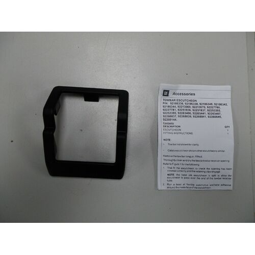 Holden VF Wagon Tow Bar Hitch Cover Surround Commodore SV6 SS SSV 2013 - 2017