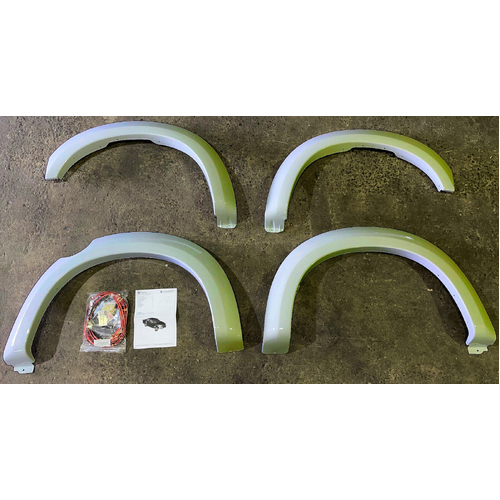 Holden RG Colorado Wheel Arch Flare Kit Fender (Painted Silver) 2017-2020 GMH