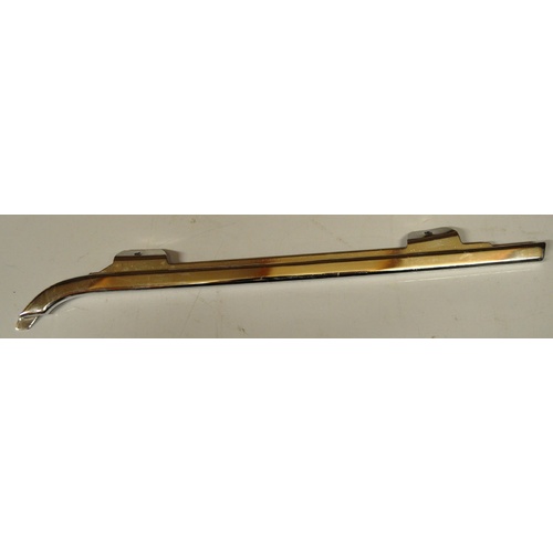 Holden Commodore VB VC Bonnet/Headlight Eyebrow Mold Trim