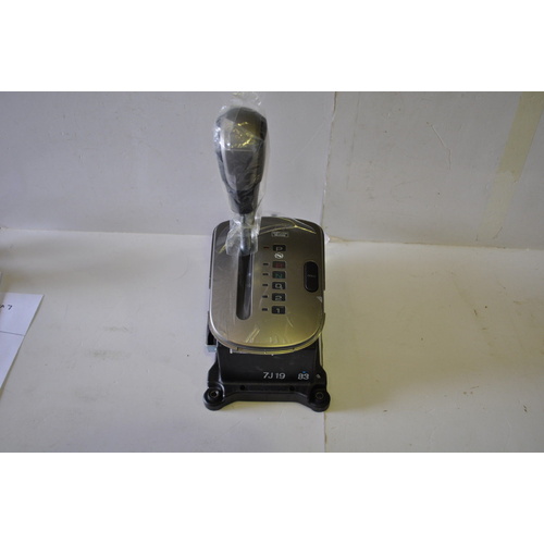 HOLDEN TK BARINA AUTO GEAR SHIFTER LEVER (STRAIGHT TYPE)