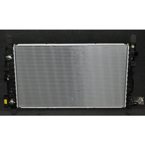 HOLDEN CRUZE AUTO RADIATOR 2012 2.0LT DIESEL NEW
