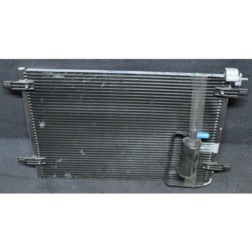 Holden Commodore VZ V8 A/C Condenser & Drier Reciever