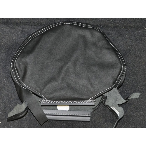 Holden HSV Rear Seat Head Rest Leather Trim LH RH K06-4100737K