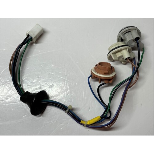 Holden VY VZ Tail Light Wiring Harness Loom Plug Sedan Commodore GMH